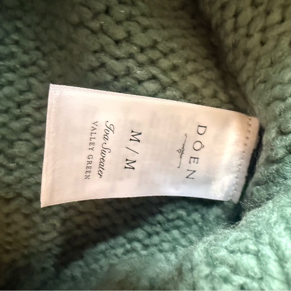 DÔEN IVA crewneck sweater in Valley Green Size Medium M NWT - Picture 8 of 9